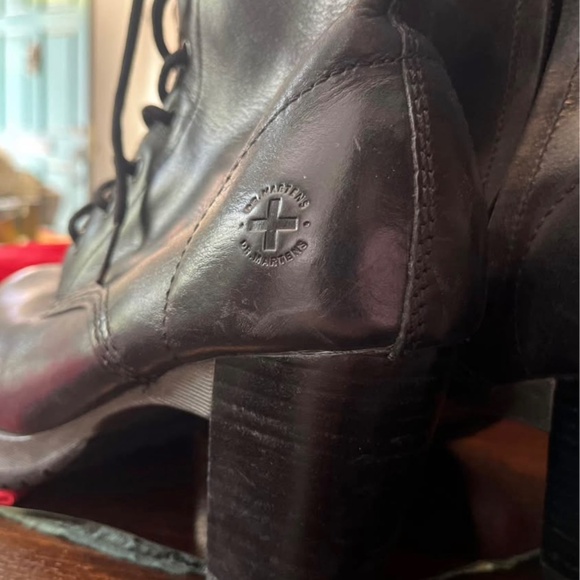 DOC MARTEN DARCIE Diva Heeled Boot US 7 EU 38 UK 6 - Picture 7 of 11